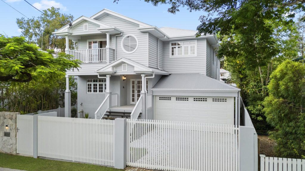 Building in Flood Hazard Areas in South East Queensland